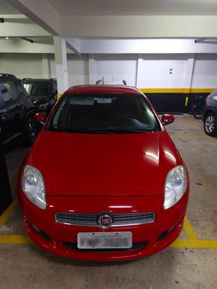 FIAT BRAVO 1.8 ESSENCE 16V FLEX 4P MANUAL FIAT BRAVO 1.8 ESSENCE 16V FLEX 4P MANUAL